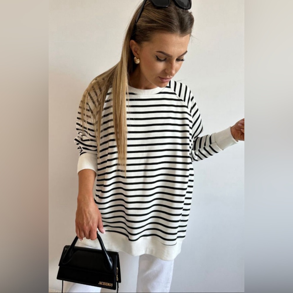 Alex- black stripe raglan side slits loose sweatshirt